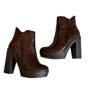 REFRESH Women's Size US 4.5 Brown Faux Leather Chuncky Heel Zipper Ankle Boots